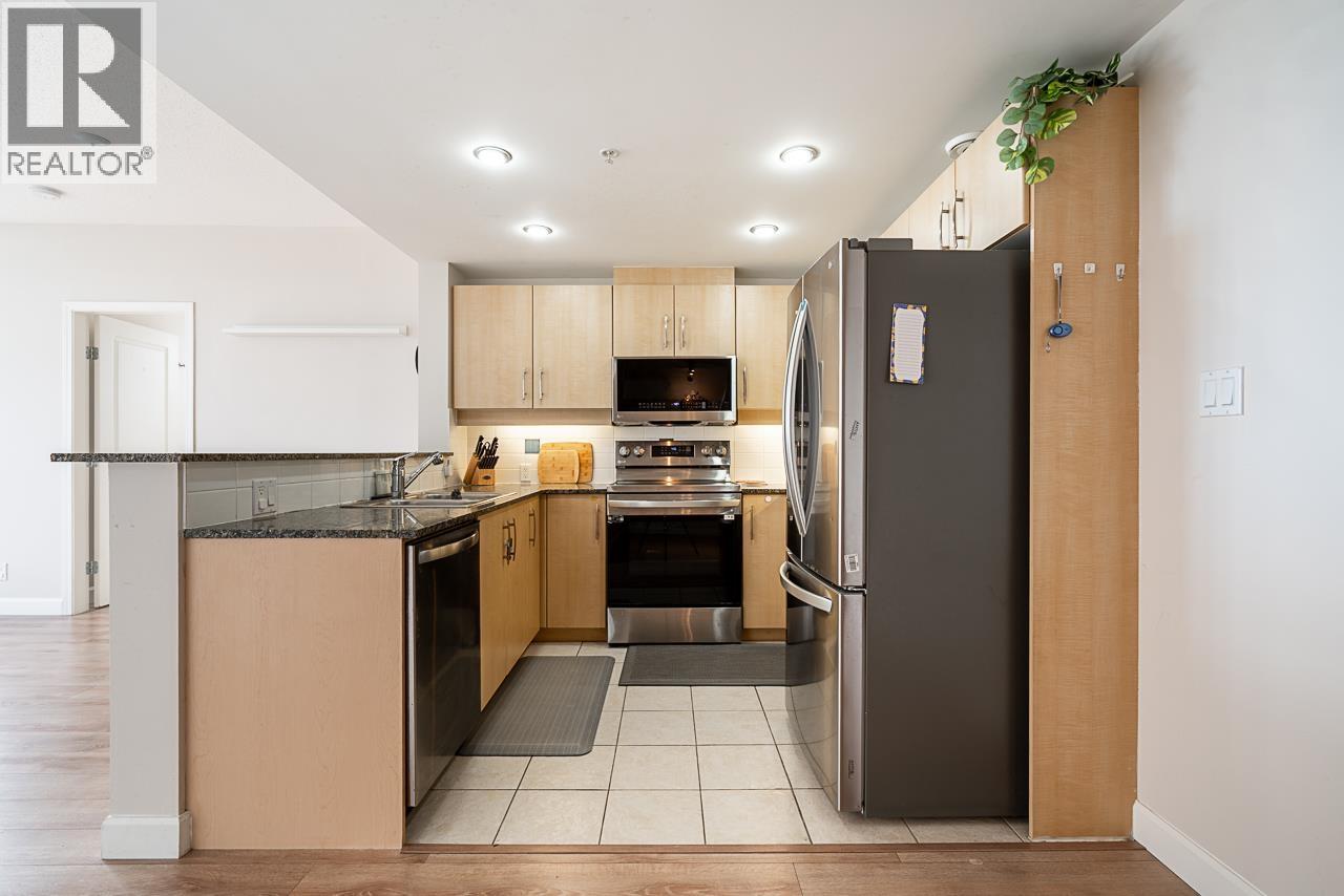 501 9298 University Crescent Property Photo 8