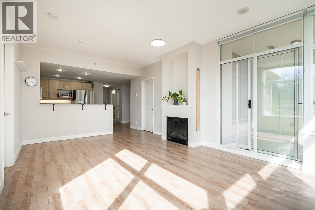 501 9298 University Crescent Property Photo 14