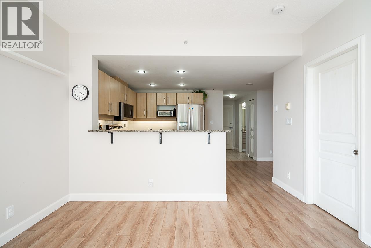 501 9298 University Crescent Property Photo 16