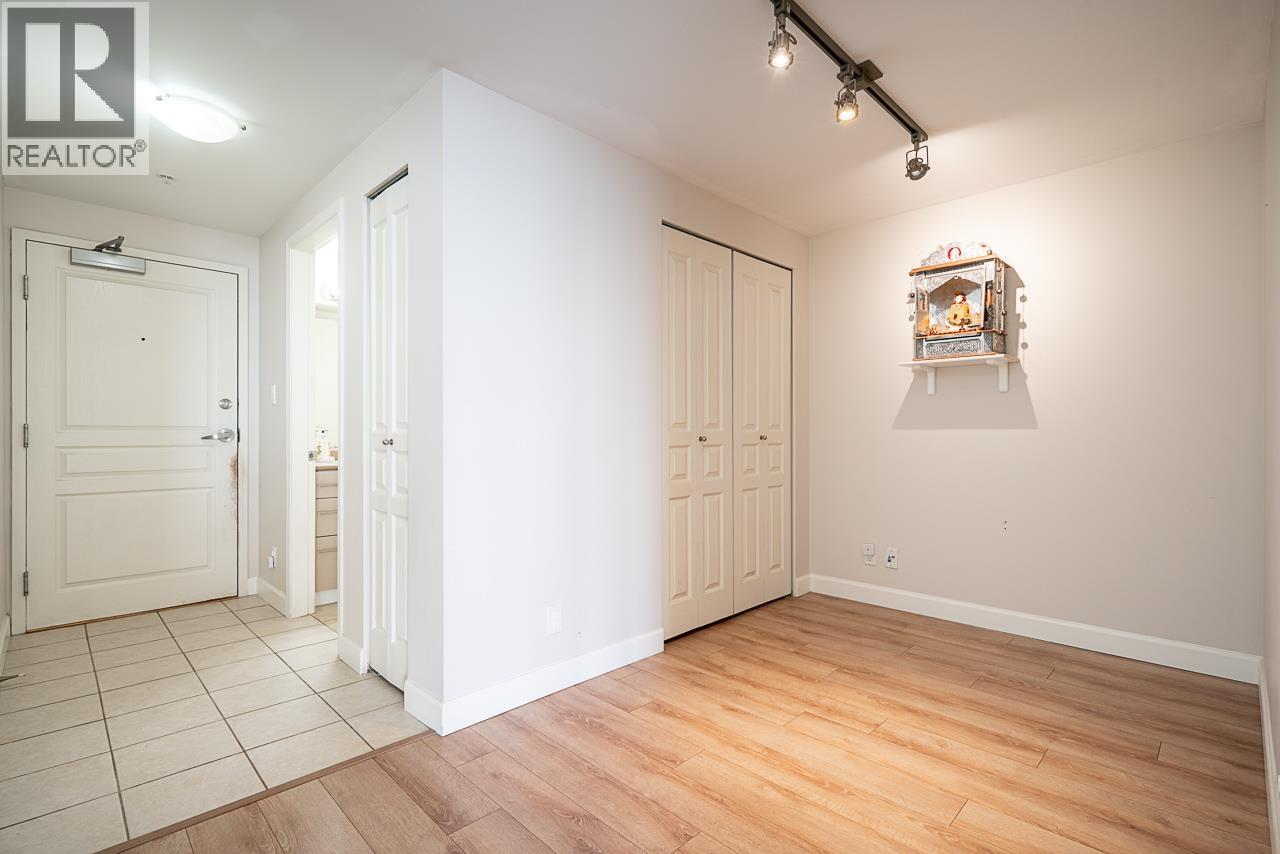 501 9298 University Crescent Property Photo 17