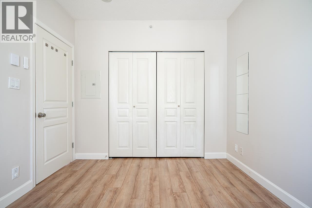 501 9298 University Crescent Property Photo 28
