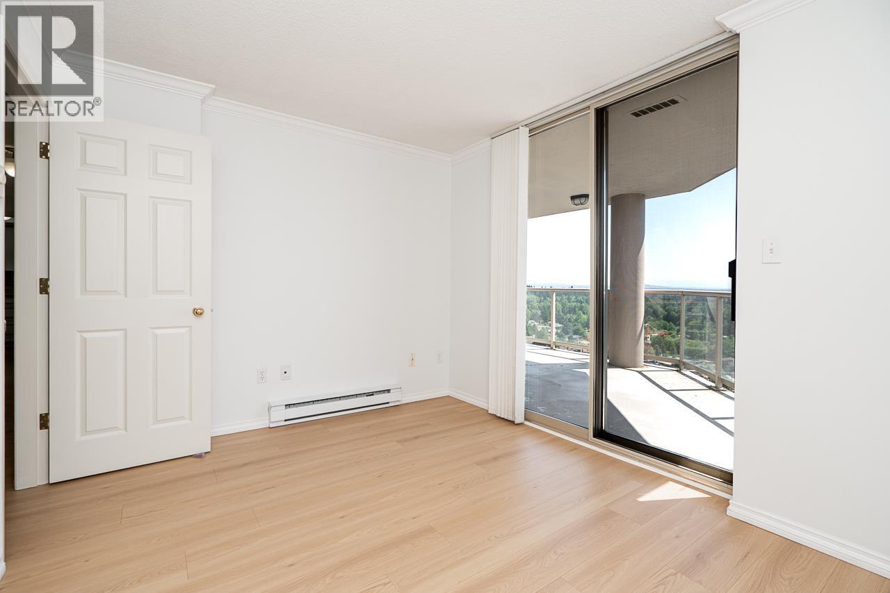 2004 1199 Eastwood Street Property Photo 26