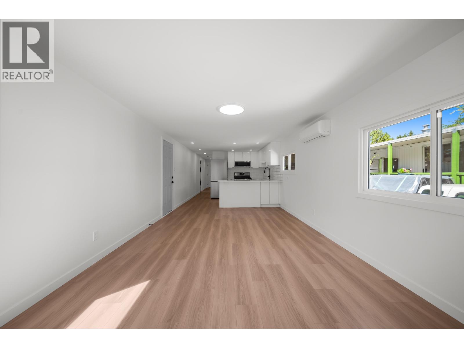 39 21163 Lougheed Highway Property Photo 12