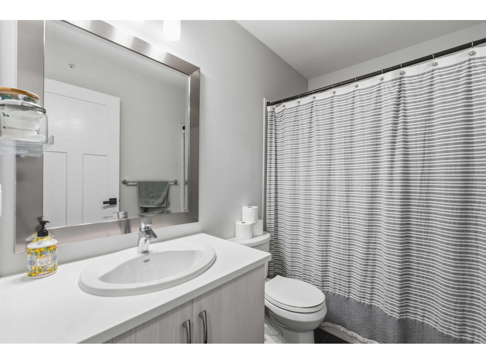 20363 82 Avenue Property Photo 27