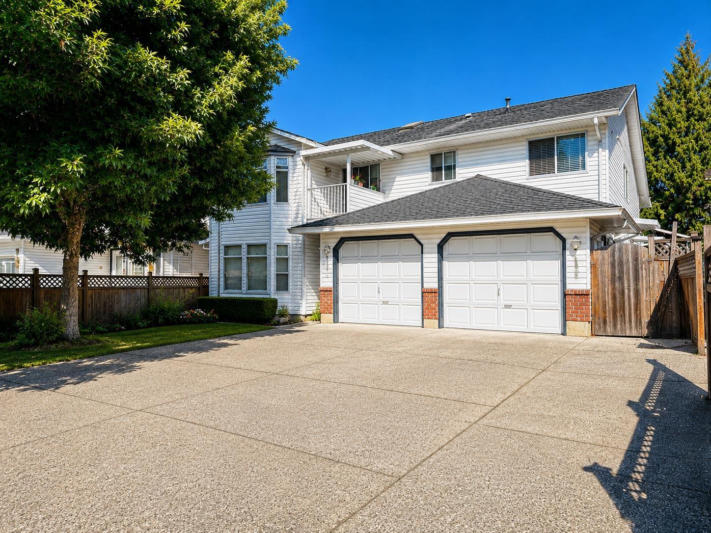 6722 124 STREET Property Photo 1