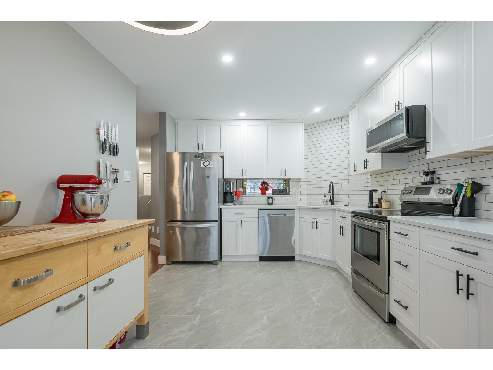 167 3160 Townline Road Property Photo 3