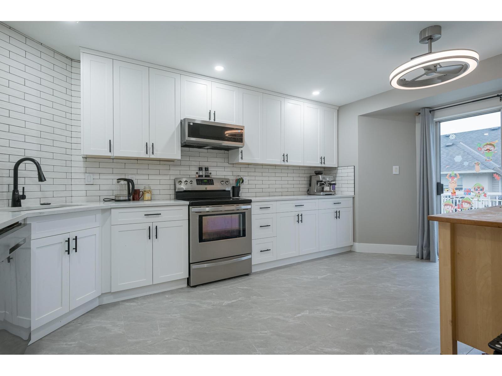 167 3160 Townline Road Property Photo 4