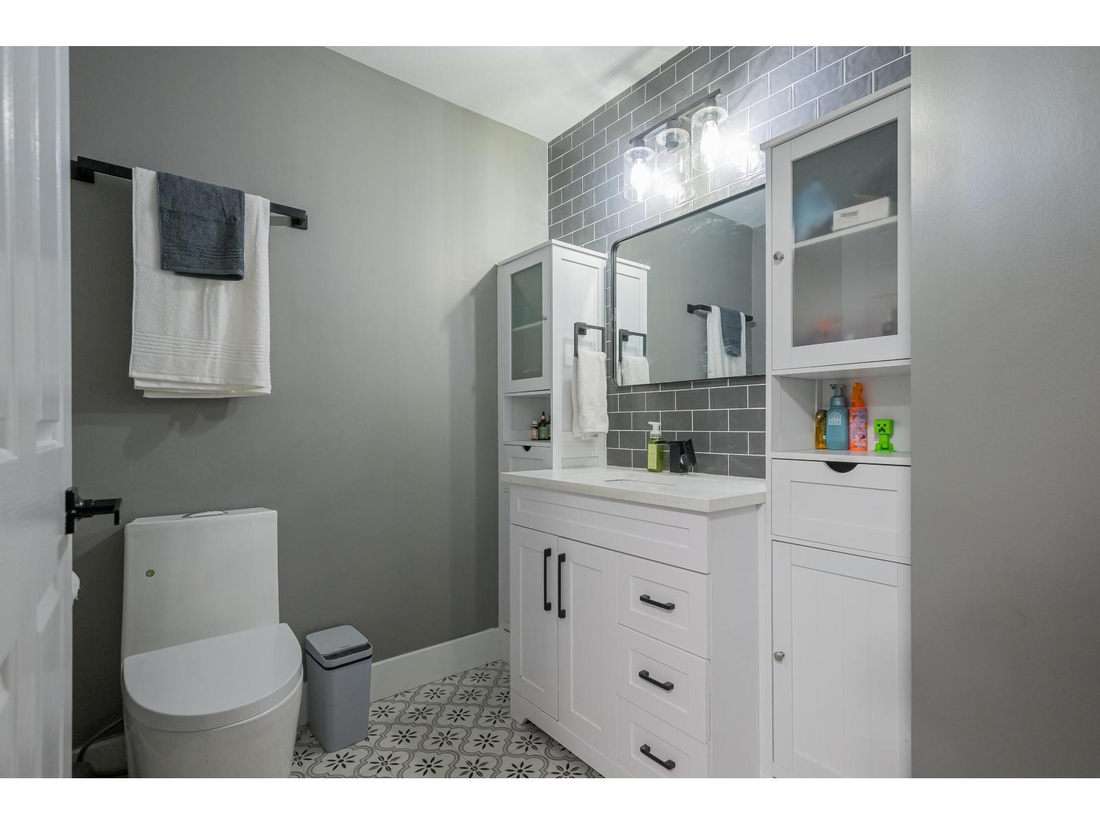 167 3160 Townline Road Property Photo 10