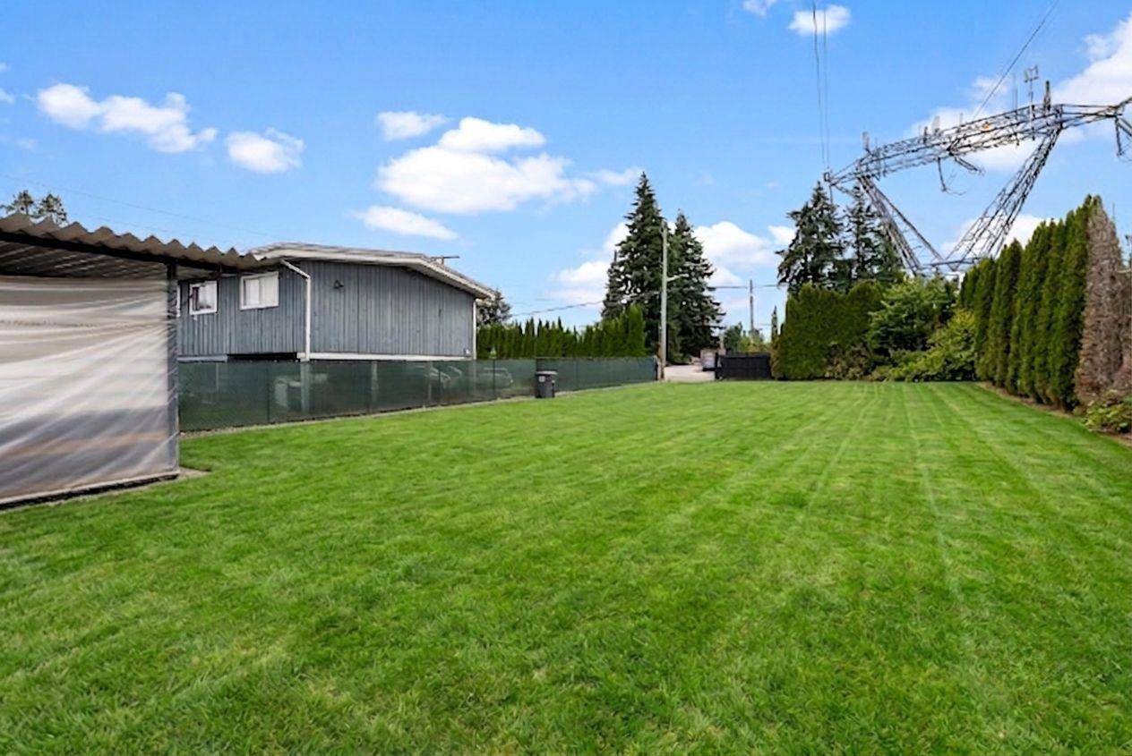 14042 110 Avenue Property Photo 4
