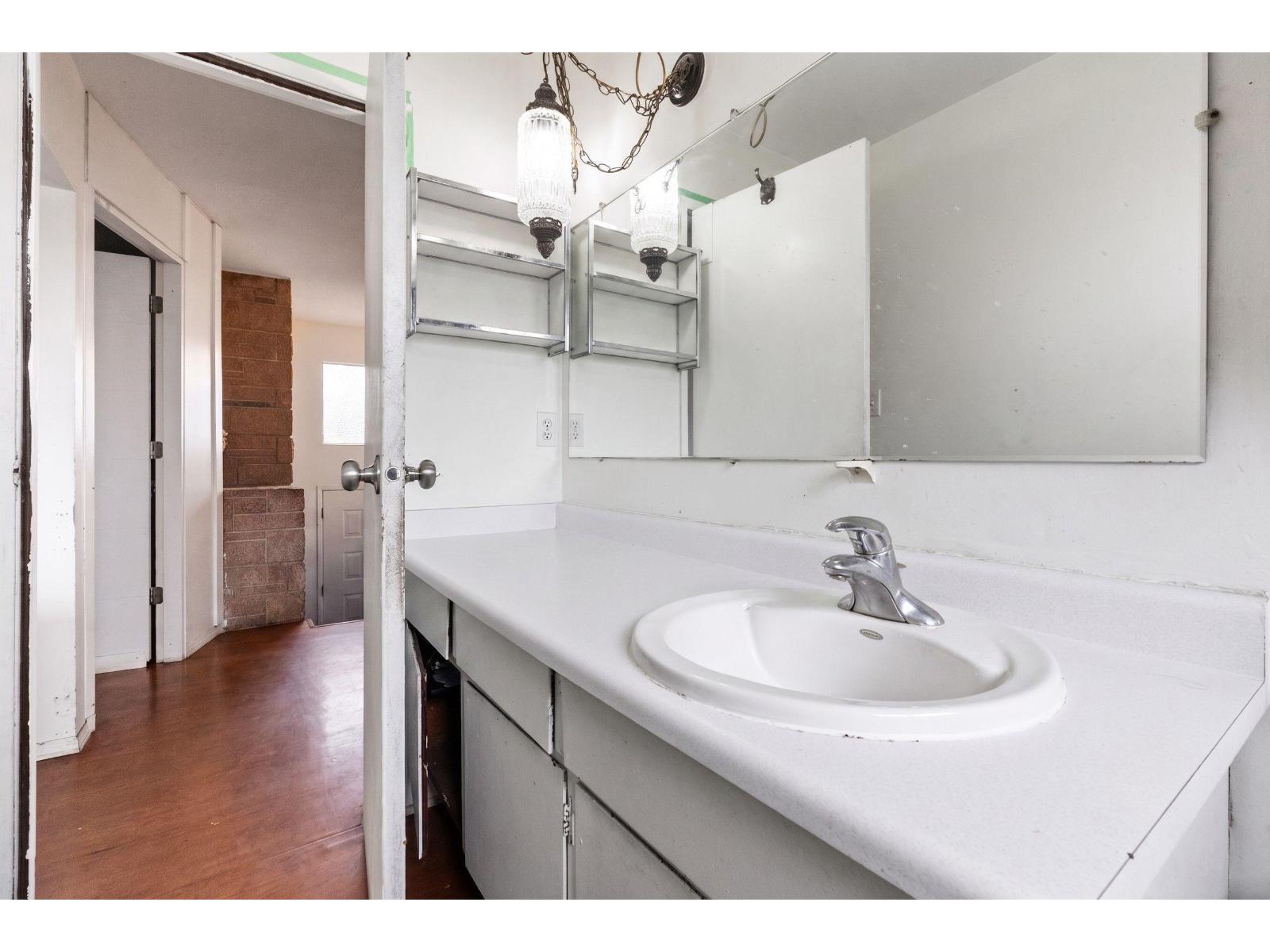 14042 110 Avenue Property Photo 15