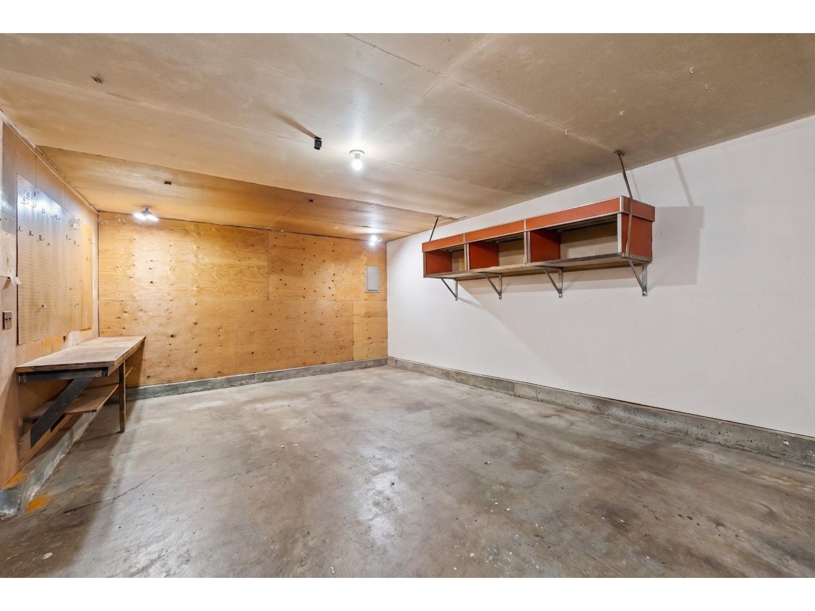 14042 110 Avenue Property Photo 21