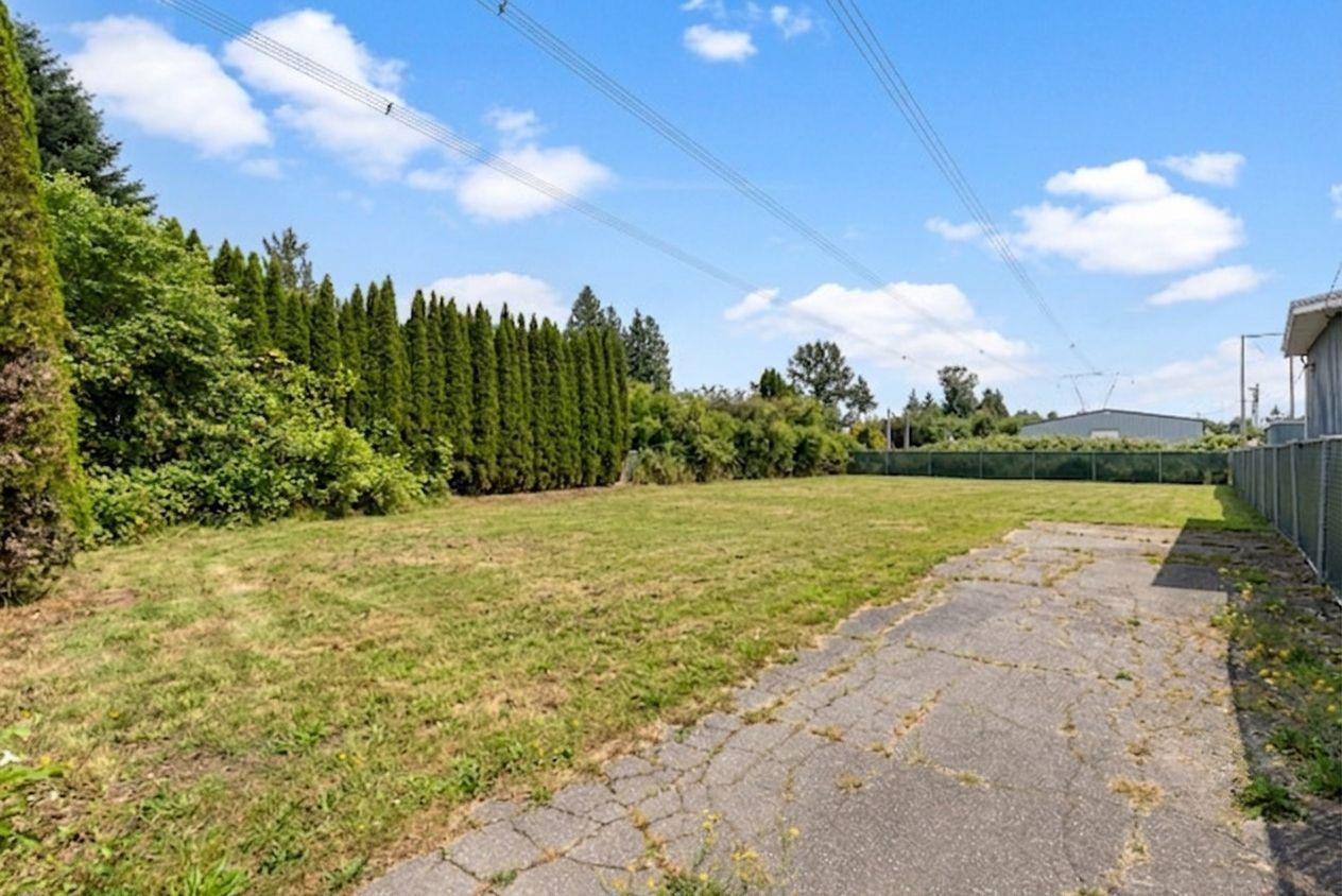 14042 110 Avenue Property Photo 23