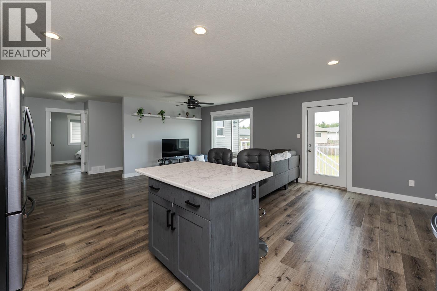 8976 Tatlow Place Property Photo 7