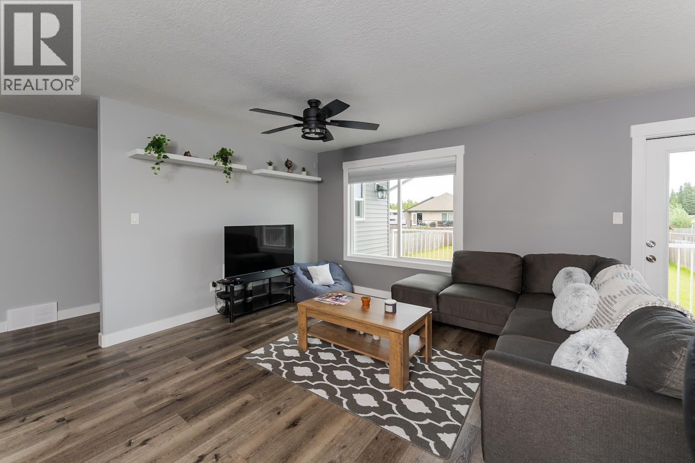 8976 Tatlow Place Property Photo 8