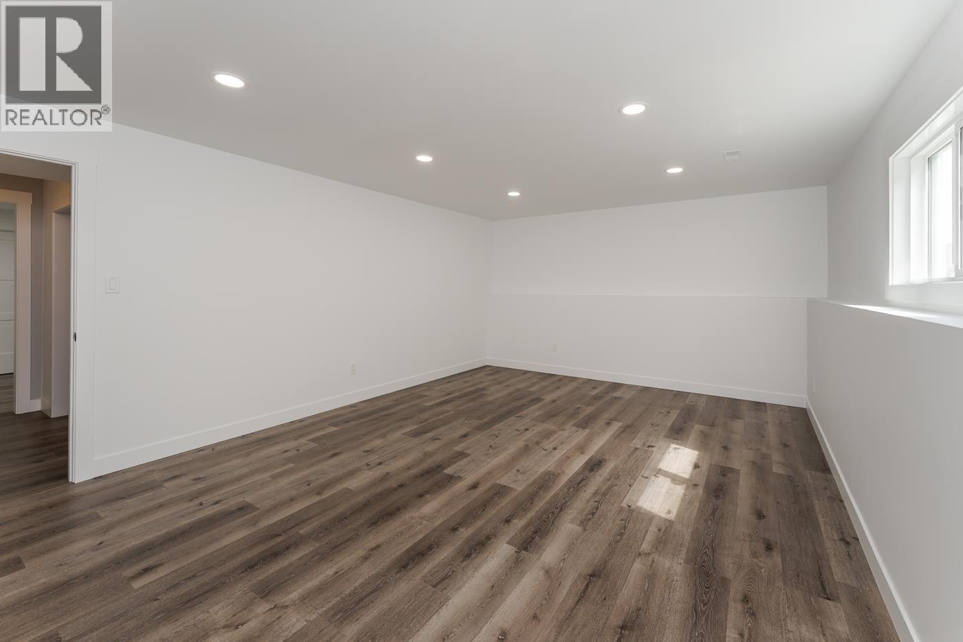 8976 Tatlow Place Property Photo 13