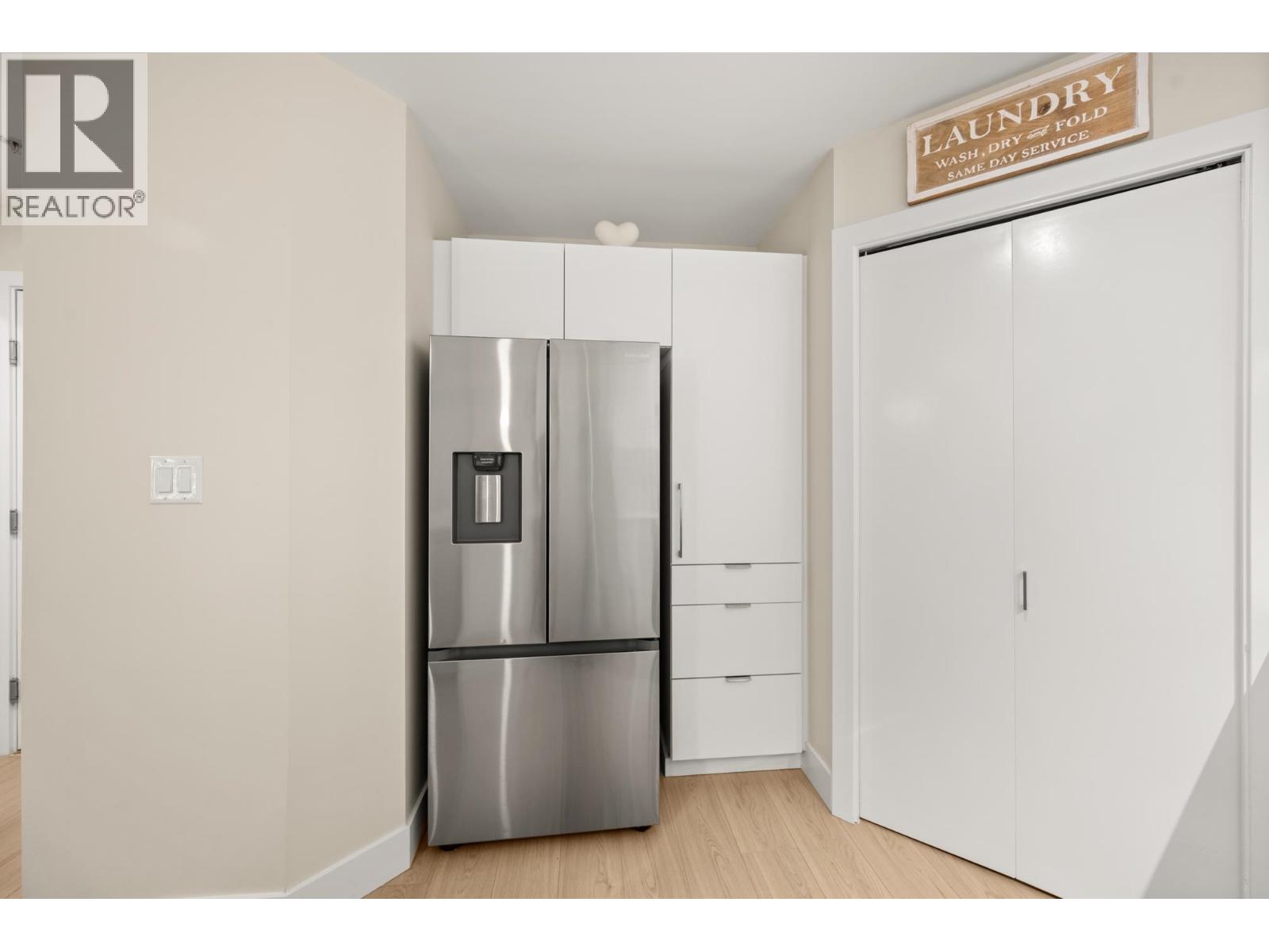104 19673 Meadow Gardens Way Property Photo 11