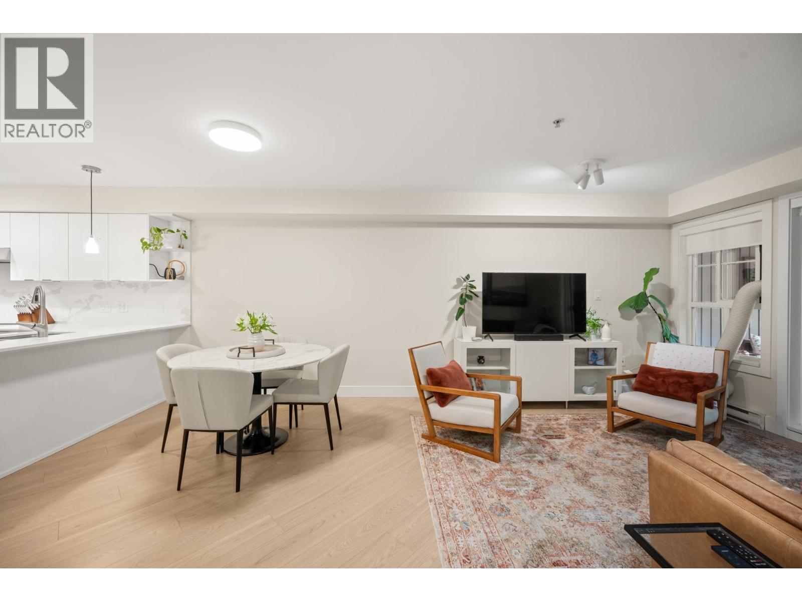 104 19673 Meadow Gardens Way Property Photo 17