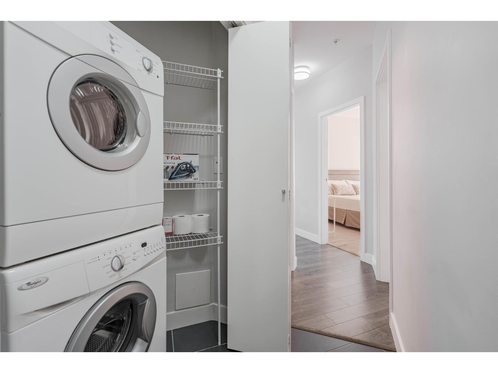406 15388 105 Avenue Property Photo 12