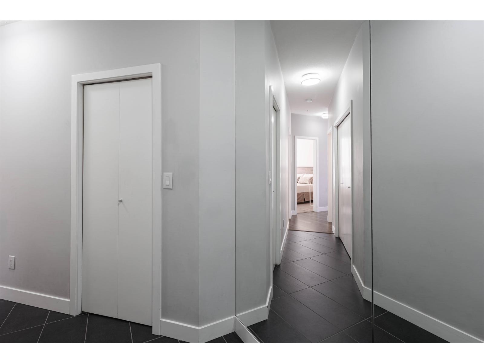 406 15388 105 Avenue Property Photo 14