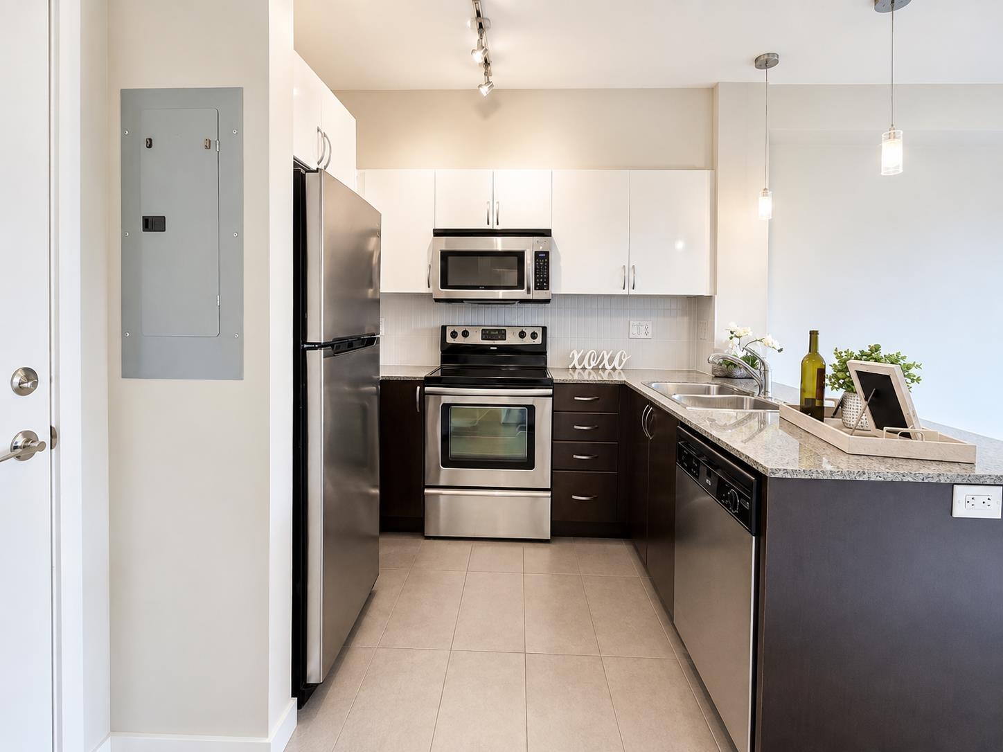 425 13789 107a Avenue Property Photo 8