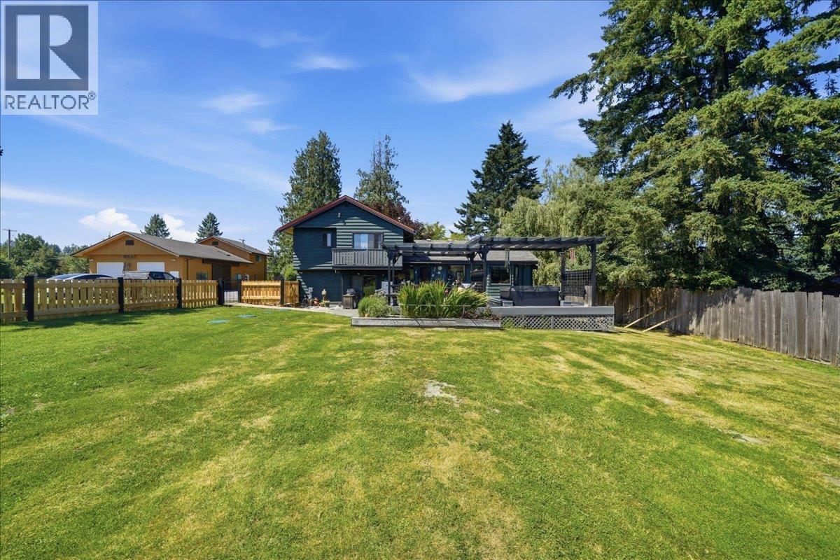 12730 216 Street Property Photo 4