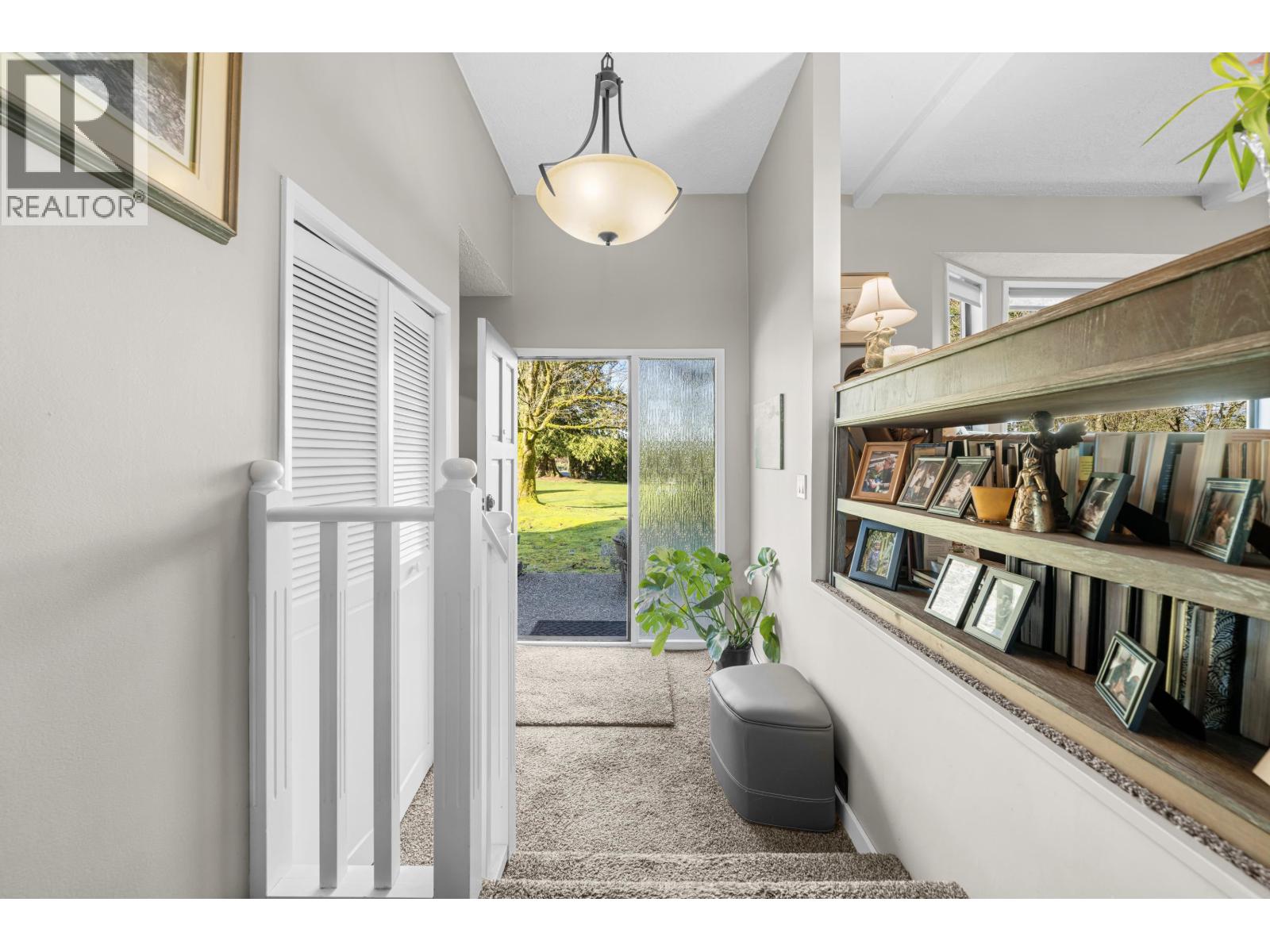 12730 216 Street Property Photo 6