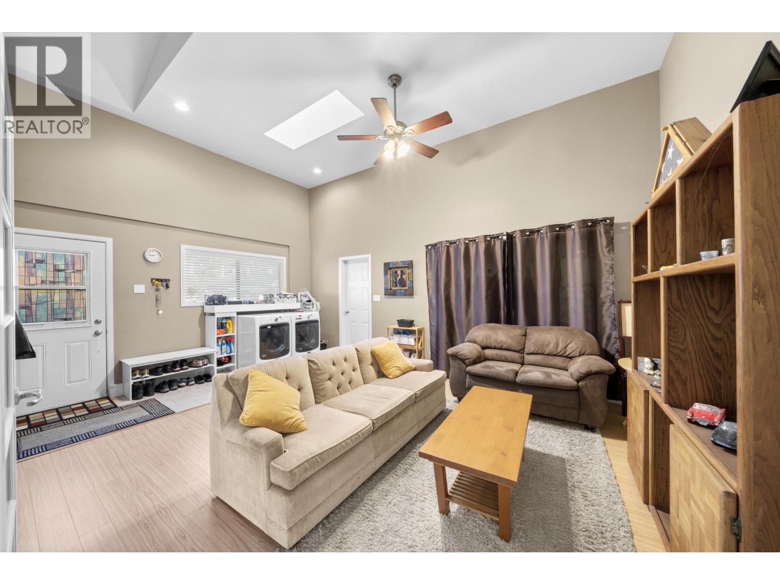 12730 216 Street Property Photo 26