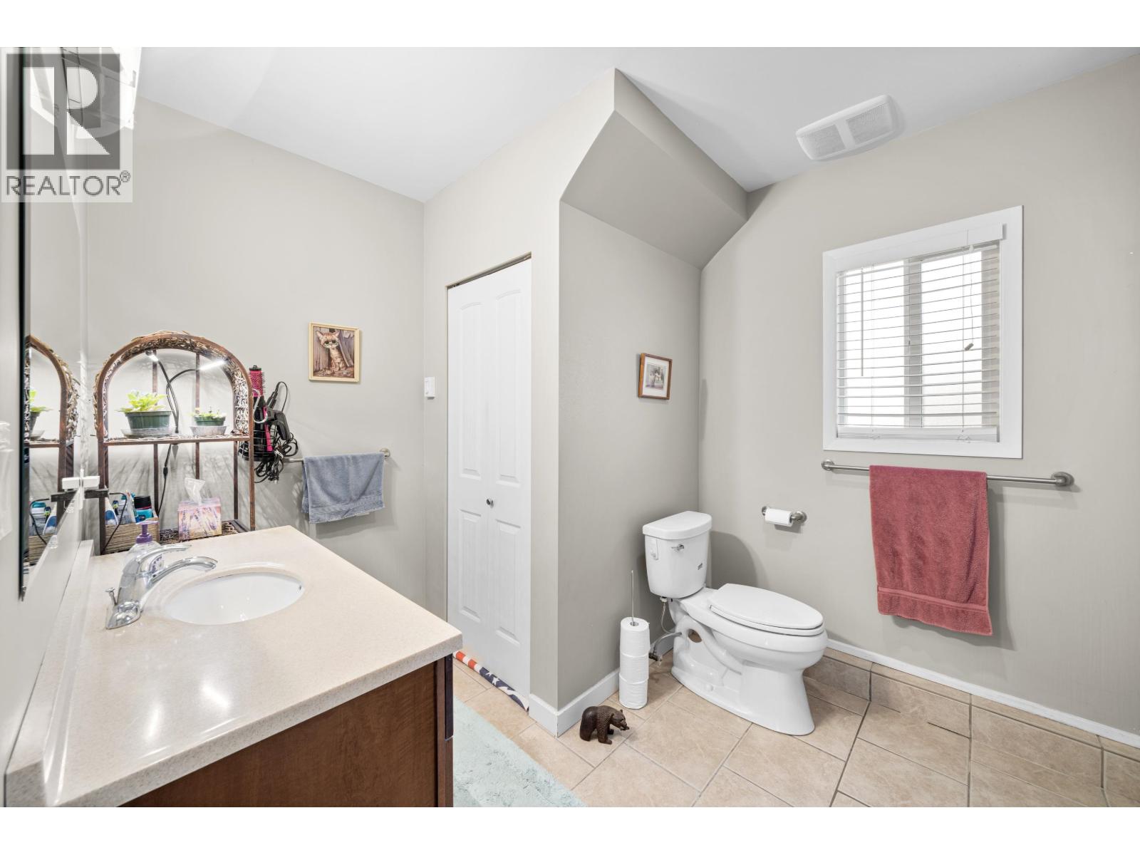 12730 216 Street Property Photo 30