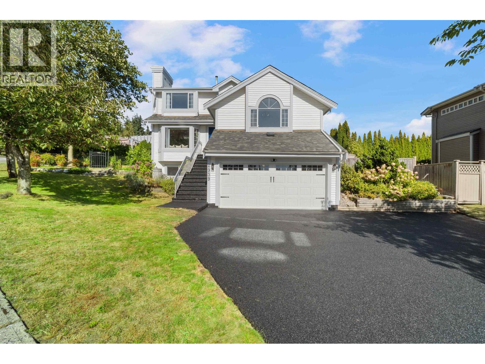 2939 Cliffrose Crescent Property Photo 1