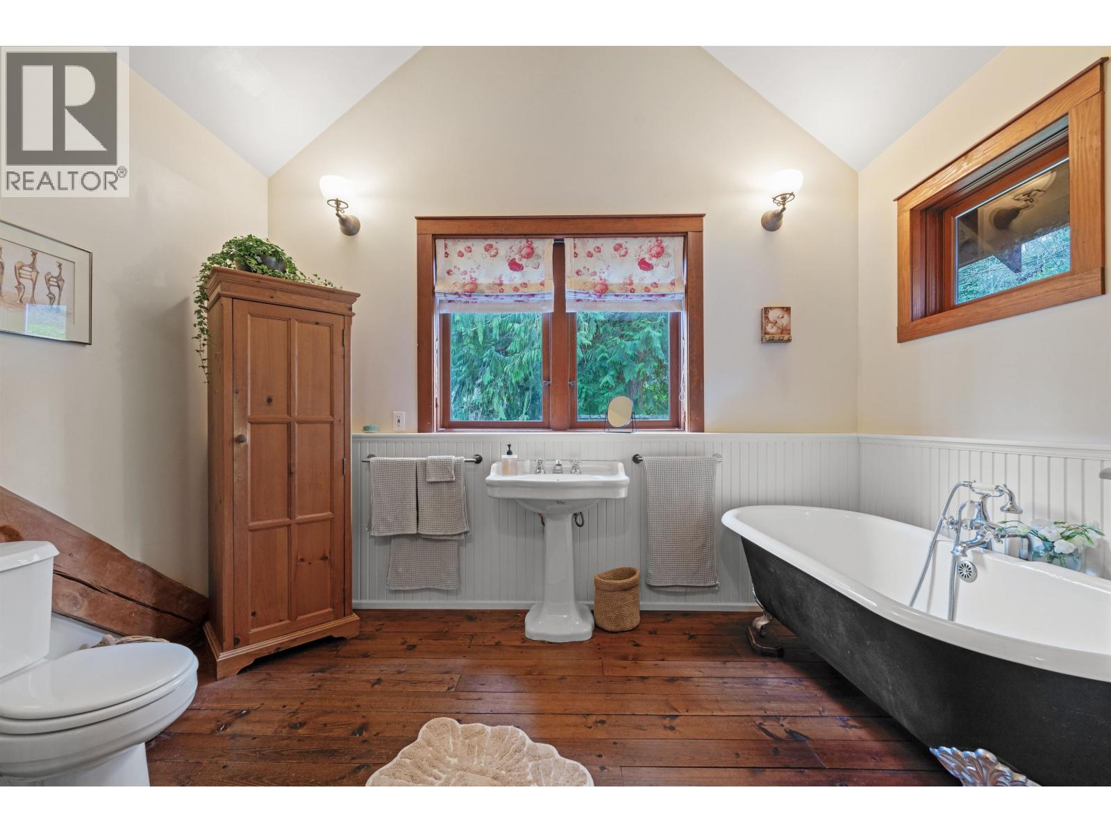 5851 Eagle Island Property Photo 15