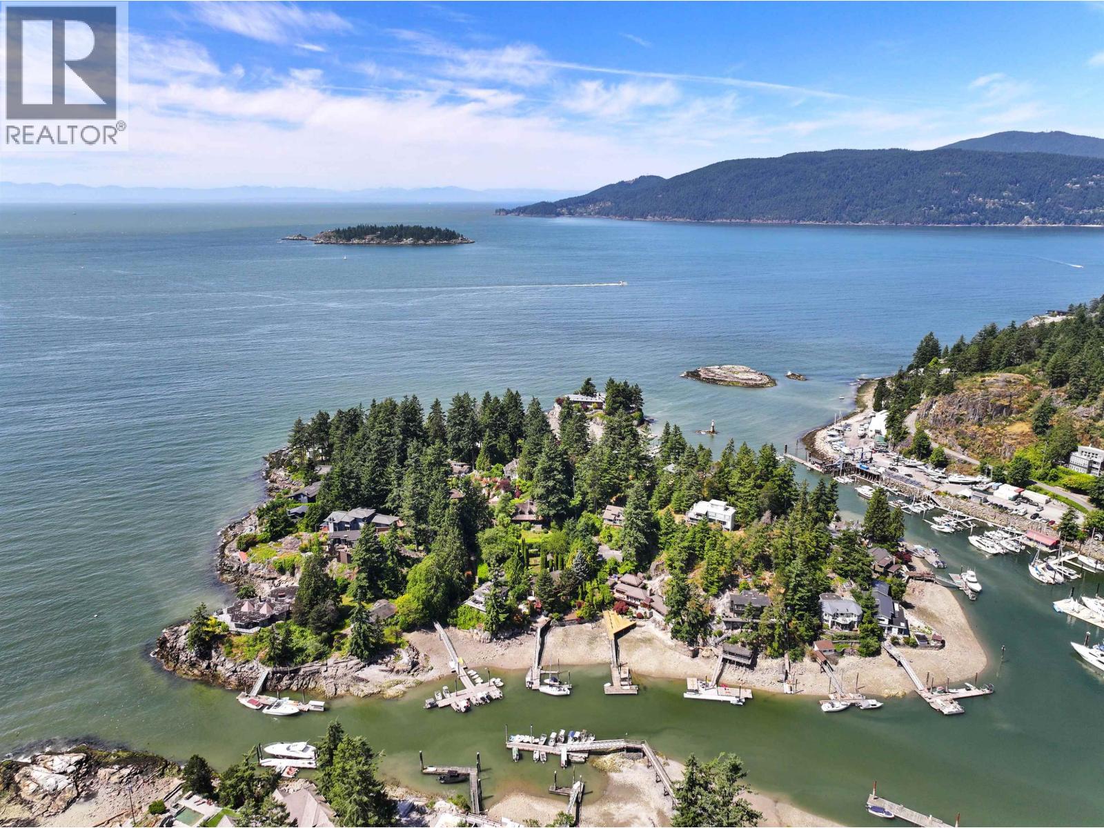 5851 Eagle Island Property Photo 22