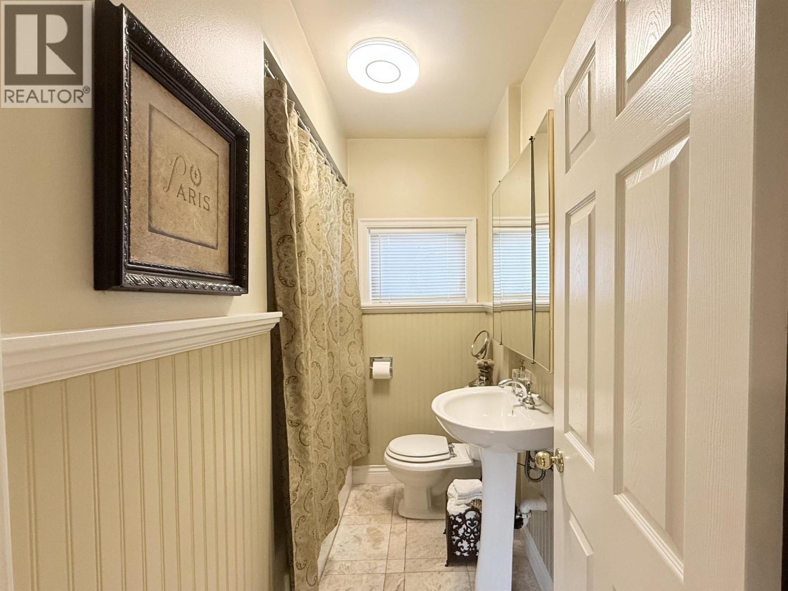 680 Thompson Avenue Property Photo 12