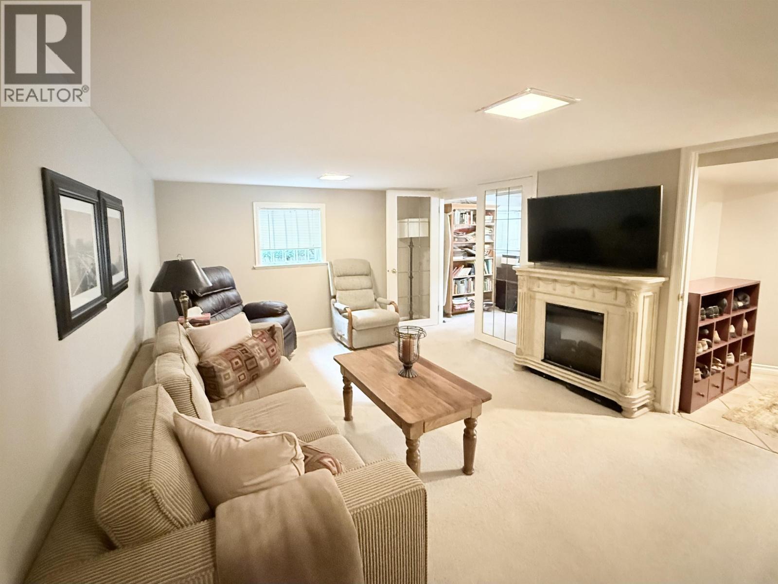 680 Thompson Avenue Property Photo 15