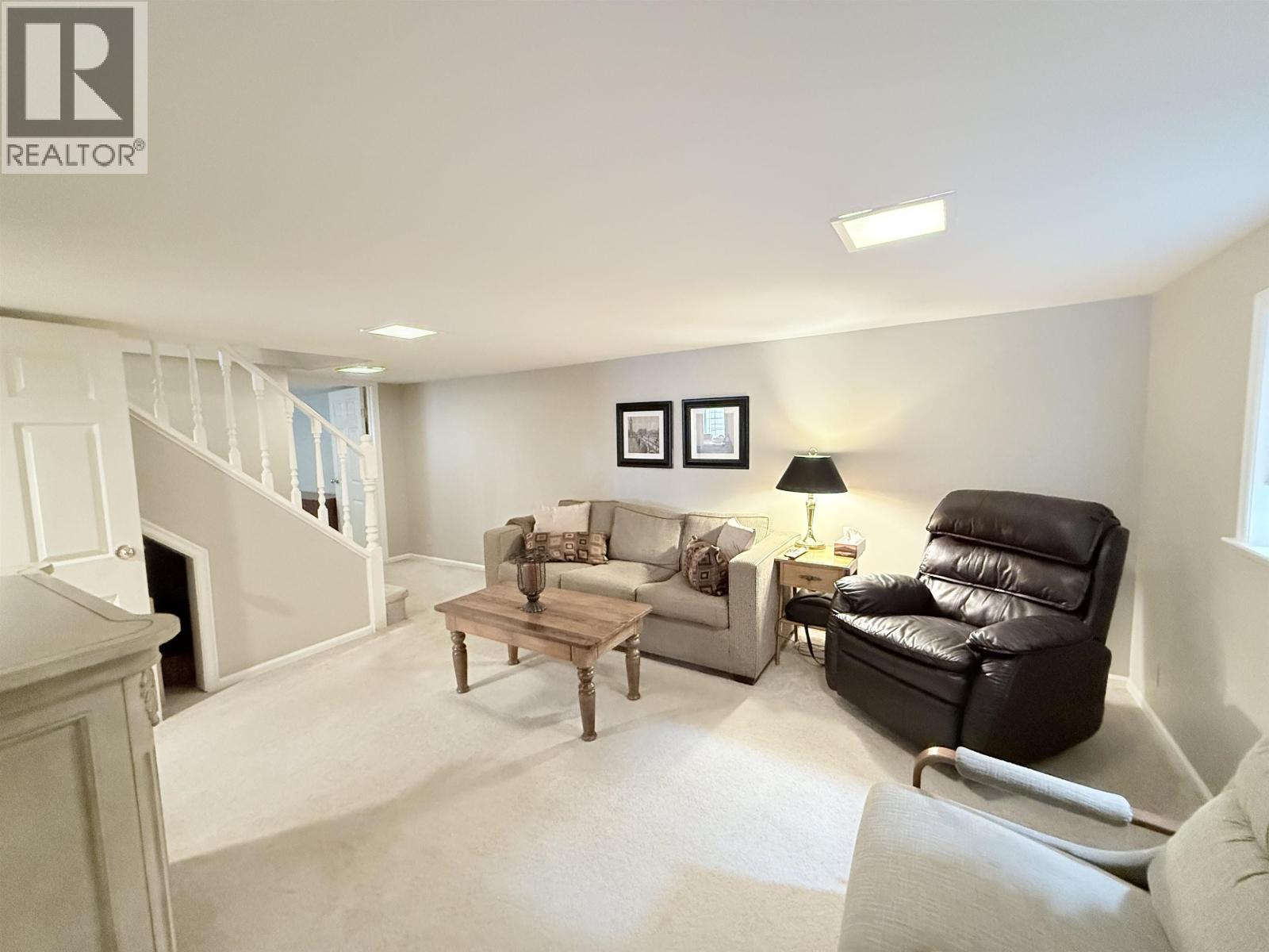 680 Thompson Avenue Property Photo 16