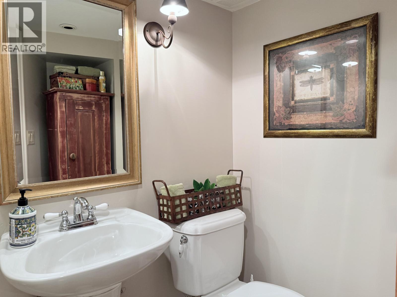 680 Thompson Avenue Property Photo 22