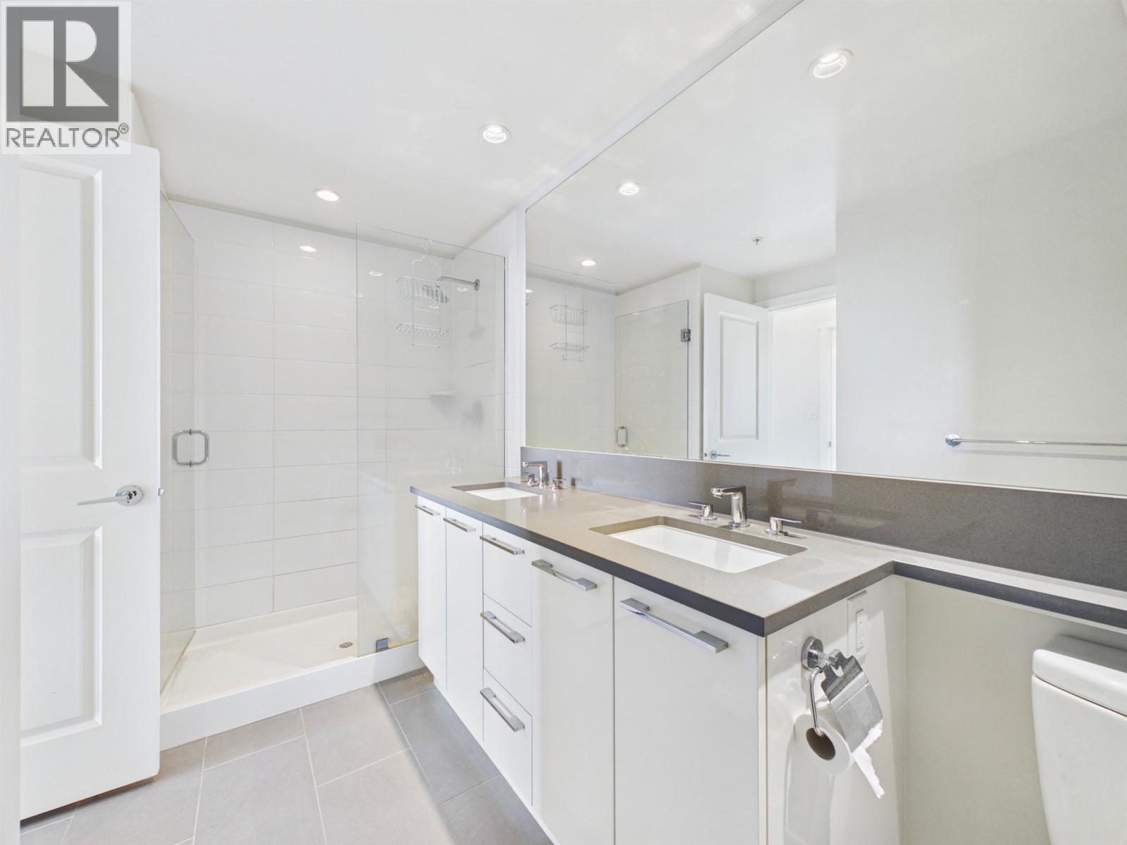 3205 6658 Dow Avenue Property Photo 12
