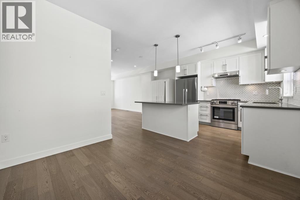 58 10199 River Drive Property Photo 18
