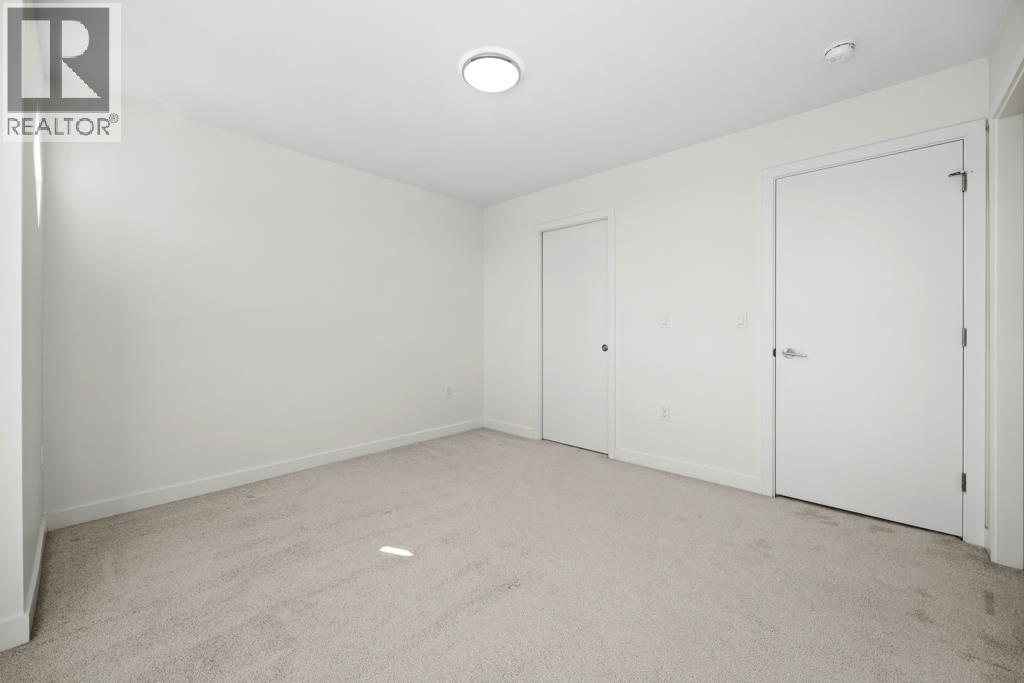 58 10199 River Drive Property Photo 30