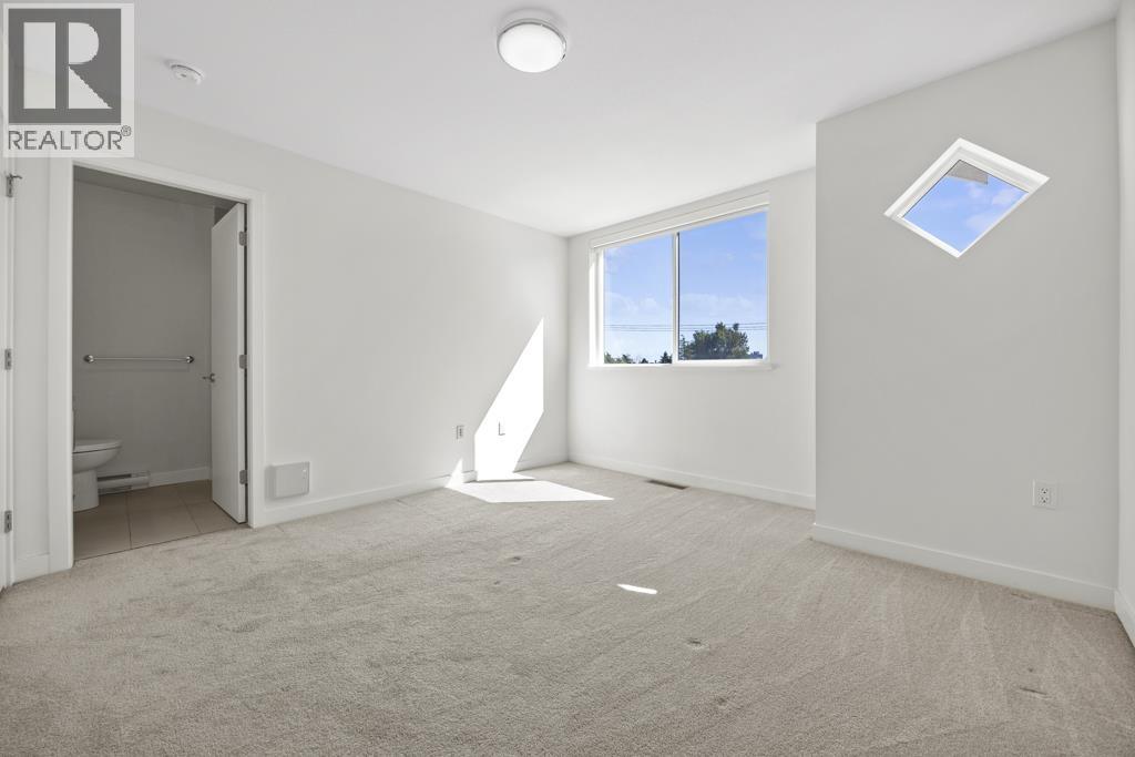 58 10199 River Drive Property Photo 31