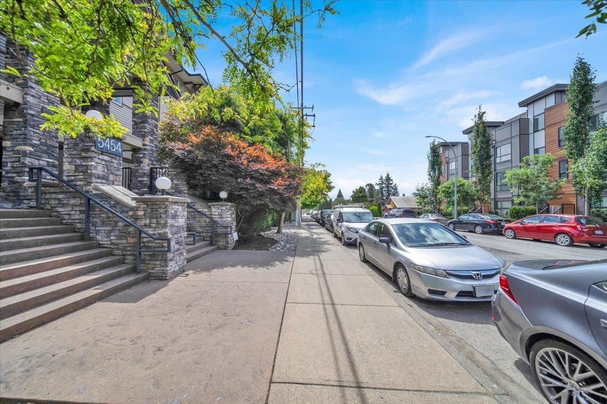 210 5454 198 Street Property Photo 30