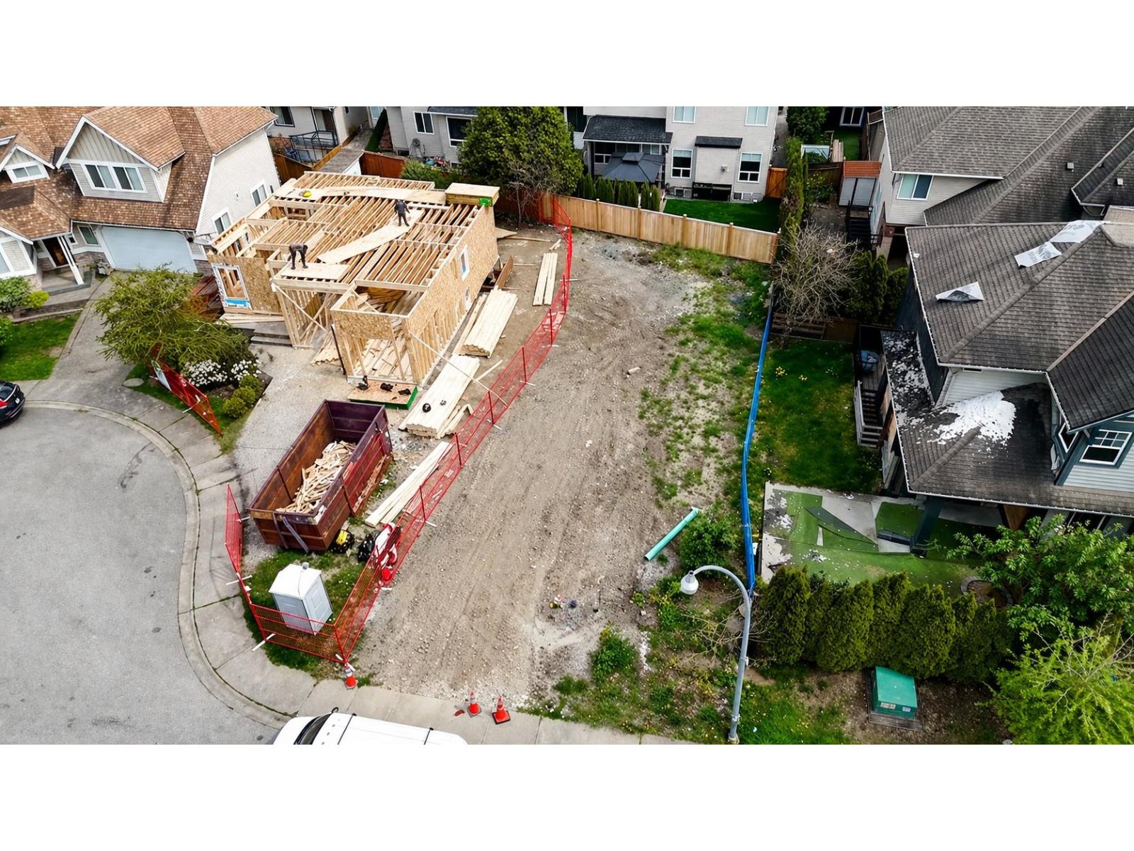 7340 196 Street Property Photo 6