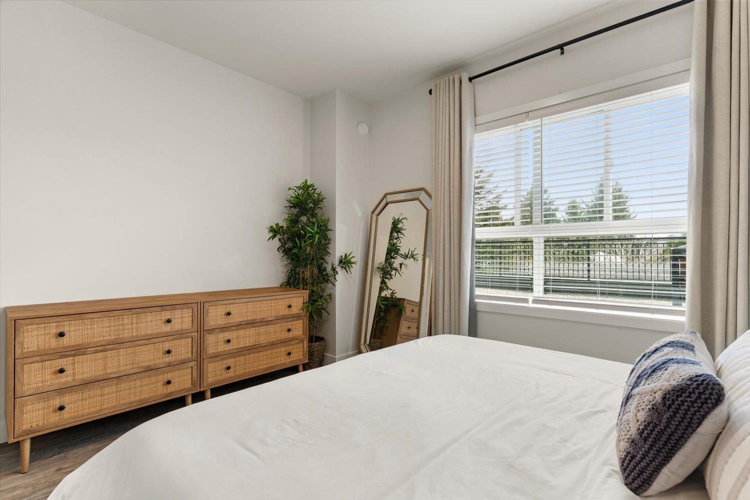 9450 Robson Street #112 Property Photo 20
