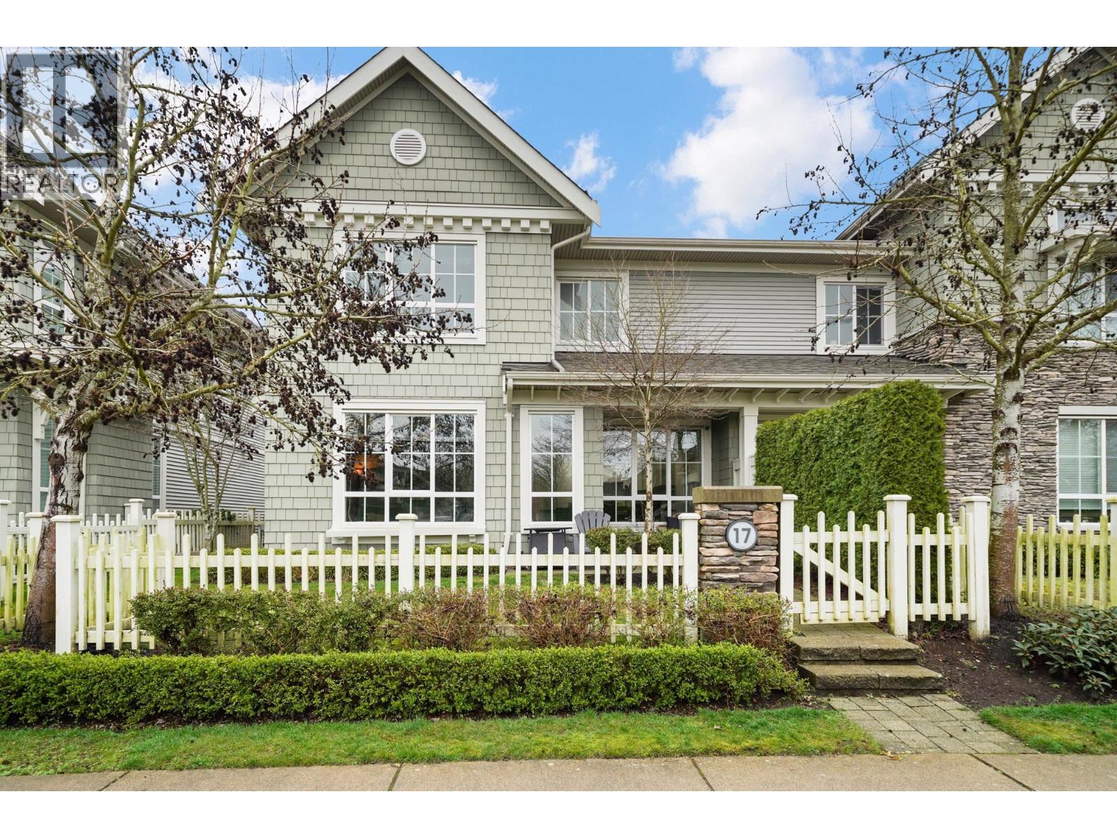 17 5510 ADMIRAL WAY Property Photo 1
