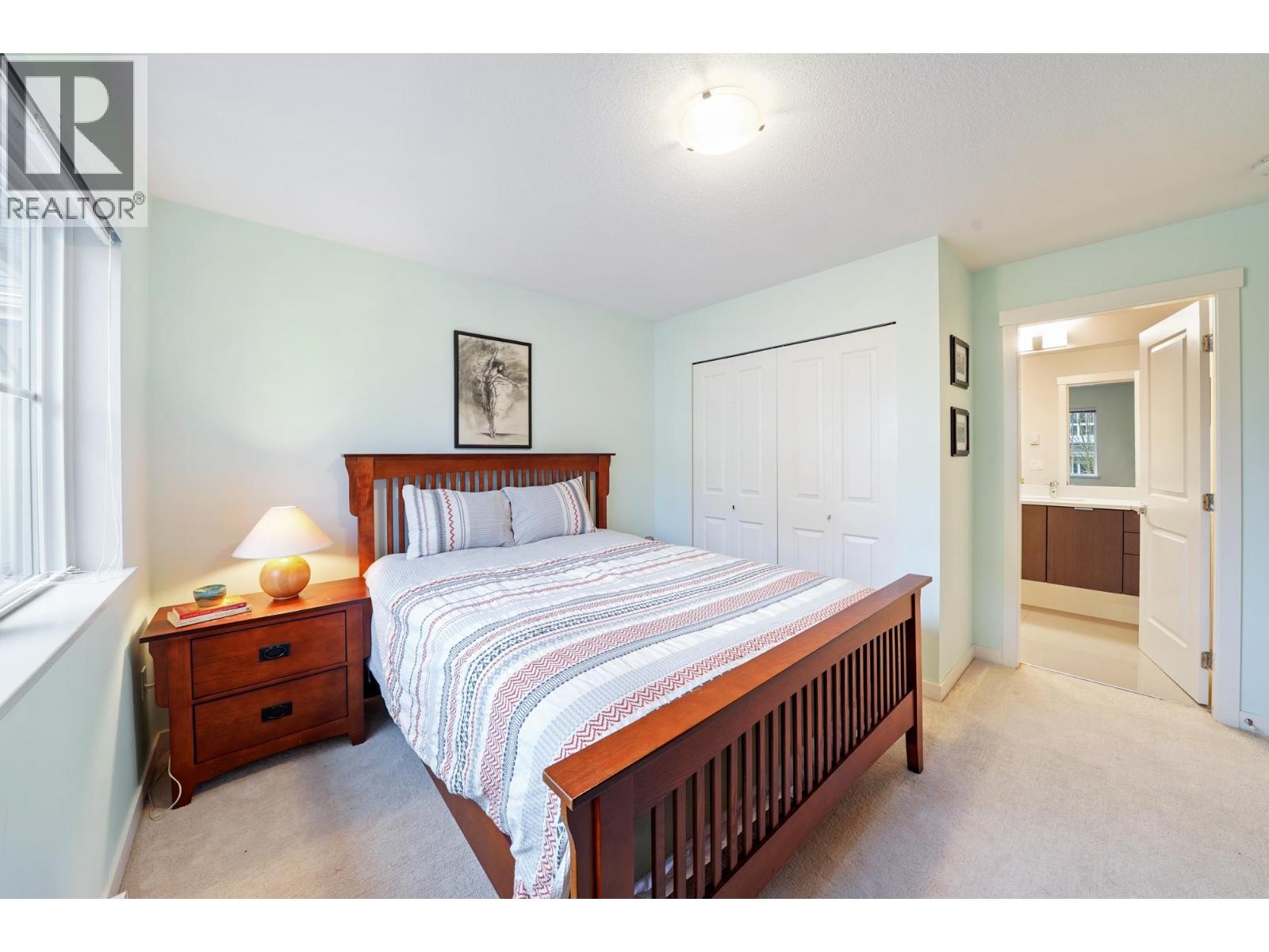 17 5510 Admiral Way Property Photo 23