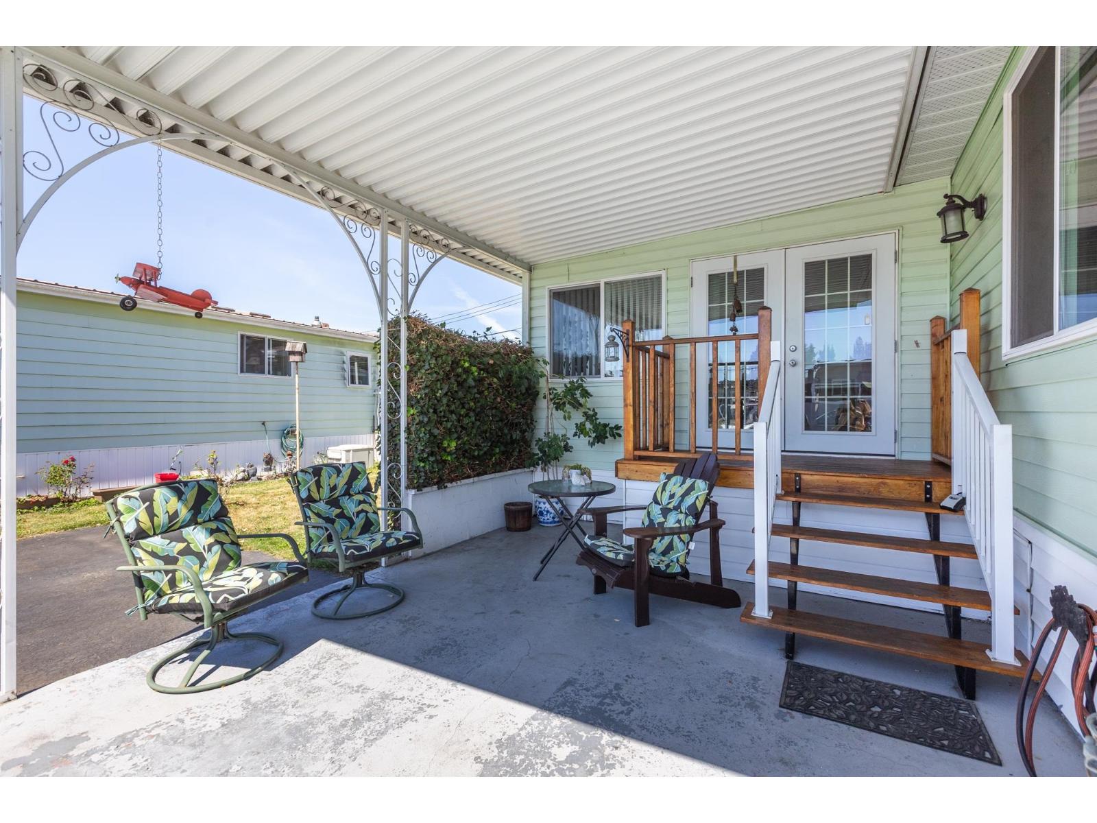 230 27111 0 Avenue Property Photo 11