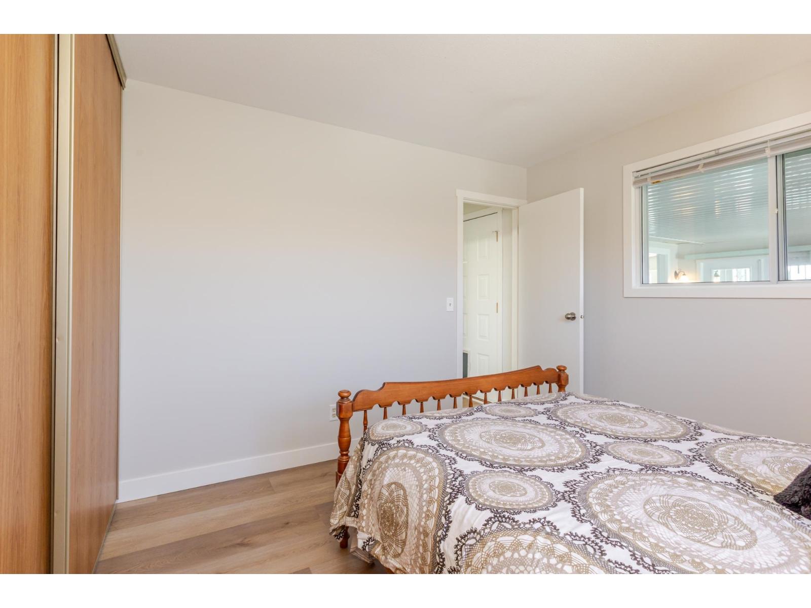 230 27111 0 Avenue Property Photo 22