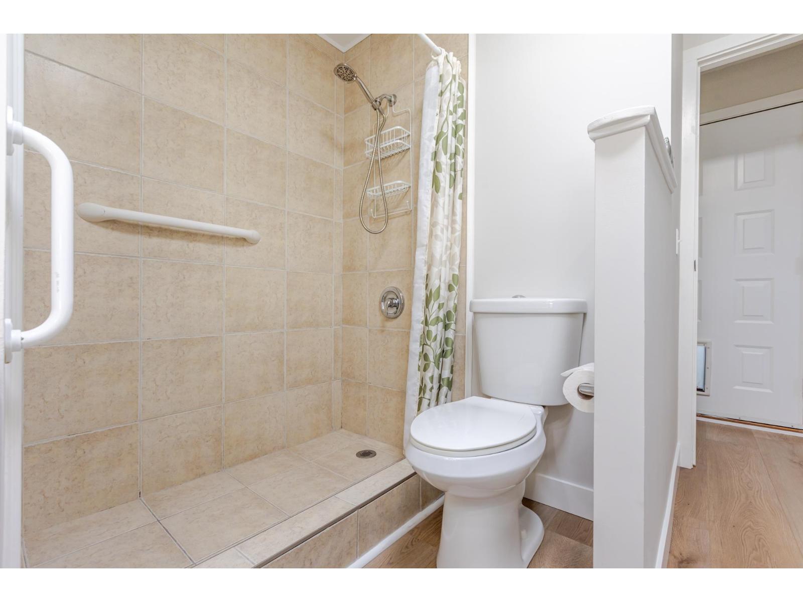 230 27111 0 Avenue Property Photo 24