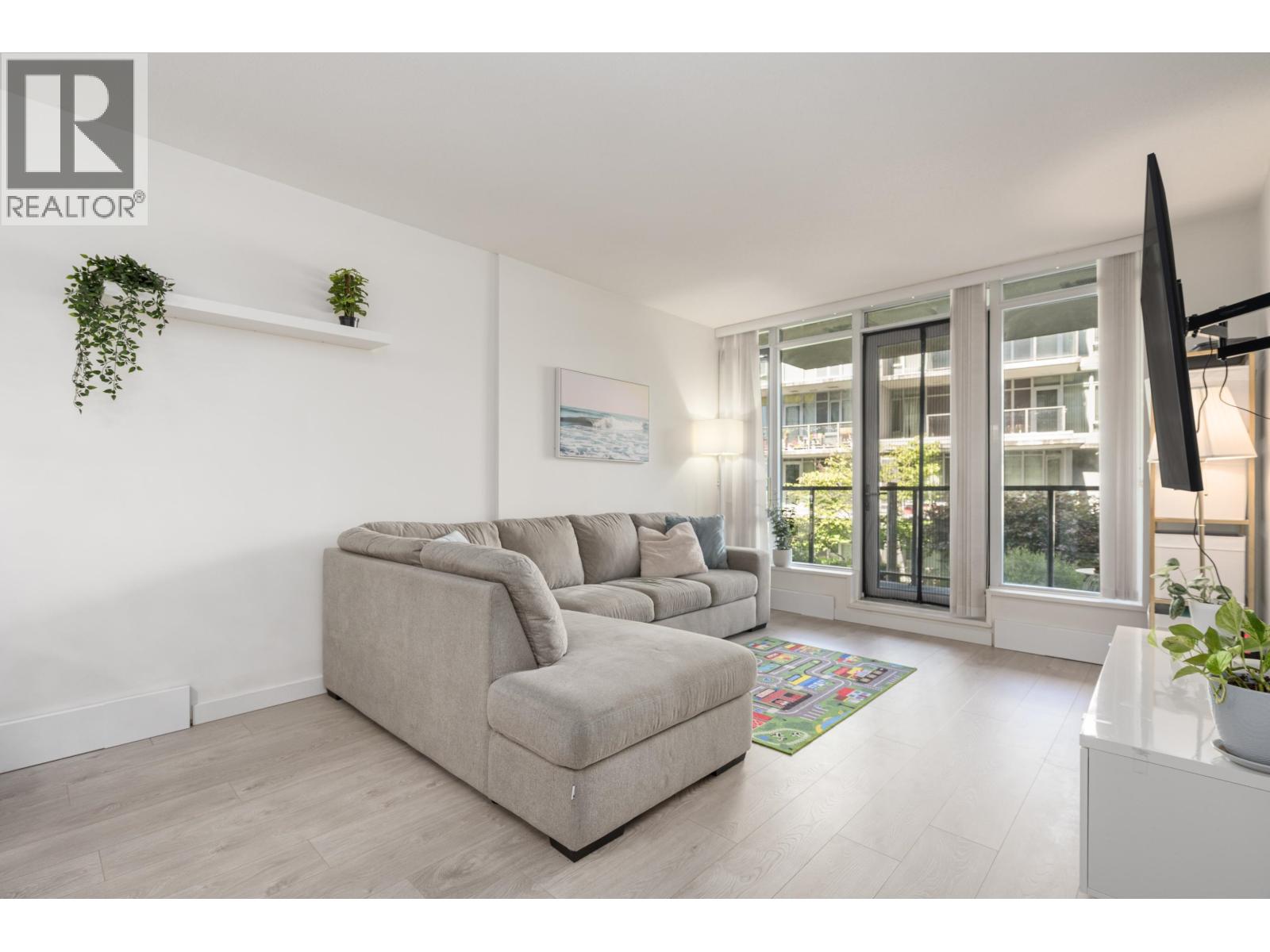 210 3168 Riverwalk Avenue Property Photo 4