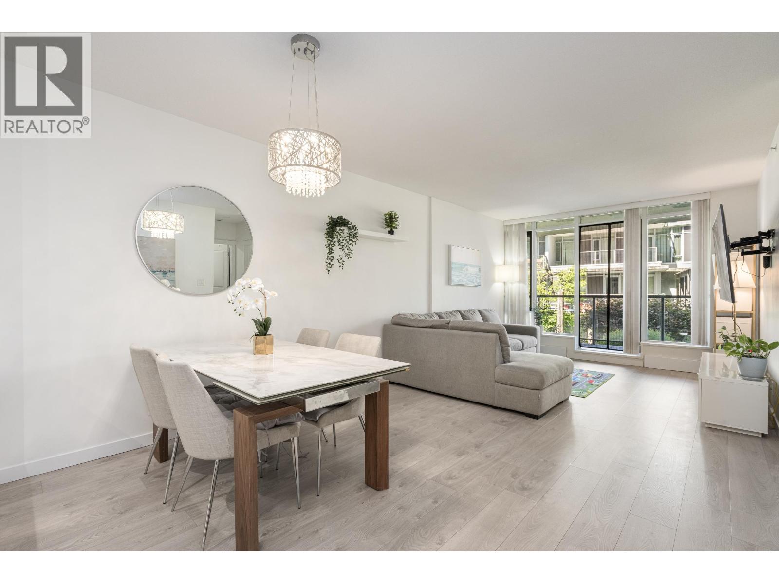 210 3168 Riverwalk Avenue Property Photo 15