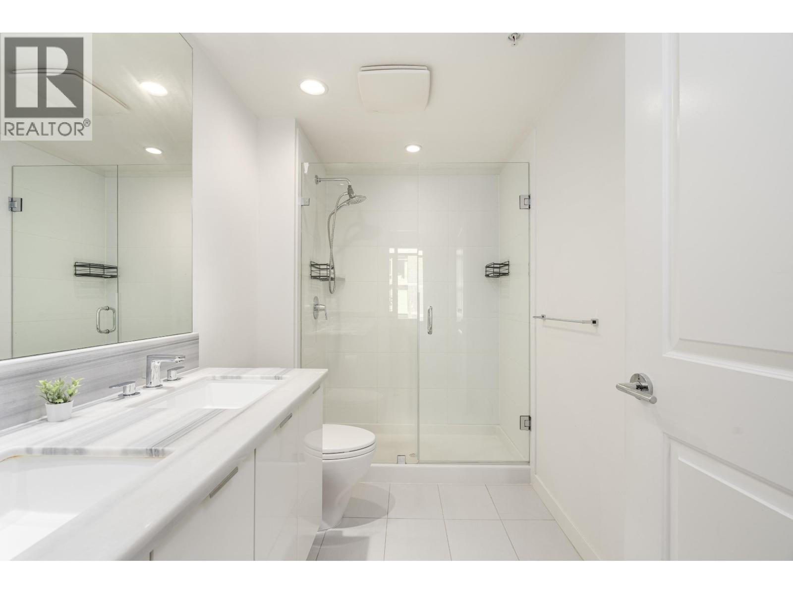 210 3168 Riverwalk Avenue Property Photo 25